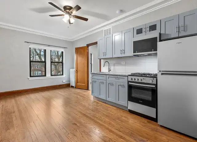 Property at 1425 North Ave Unit 203, Waukegan, IL, 60085, 1 bed, 1 bath, [object Object]