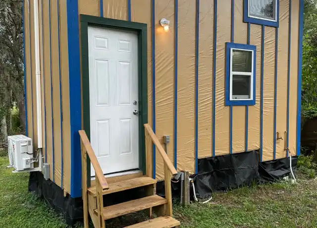 Property at 13999 SE 201st Ct Unit 2, Umatilla, FL, 32784, 1 bed, 1 bath, [object Object]