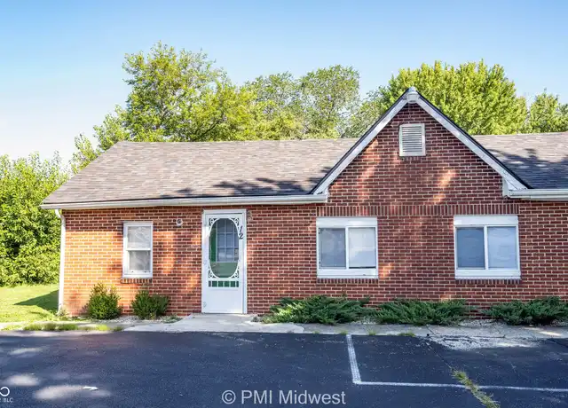 Property at 2142 W US Highway 40, Greenfield, IN, 46140, 1 bed, 1 bath, [object Object]