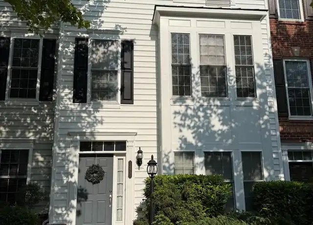 Property at 14855 Potomac Branch Dr Unit 233A, Woodbridge, VA, 22191, 4 beds, 3.5 baths, [object Object]