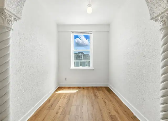 Photo of 26 E 14th St, Indianapolis, IN 46202
