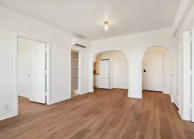 Property at St. Regis - 26 E 14th St, Indianapolis, IN, 46202, 1 bed, 1 bath, [object Object]