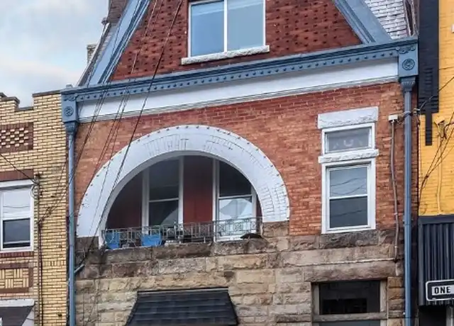 Property at 118 S 17th St Unit 2, Pittsburgh, PA, 15203, 4 beds, 2 baths, [object Object]