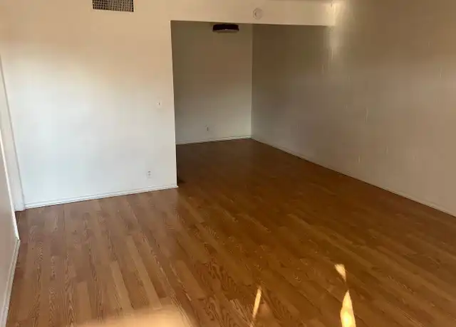 Property at 585 S Royal Crest Cir #23, Las Vegas, NV, 89169, 1 bed, 1 bath, [object Object]