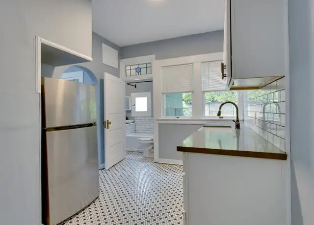 Property at 2634 SE Yamhill St Unit 2, Portland, OR, 97214, 0 beds, 1 bath, [object Object]