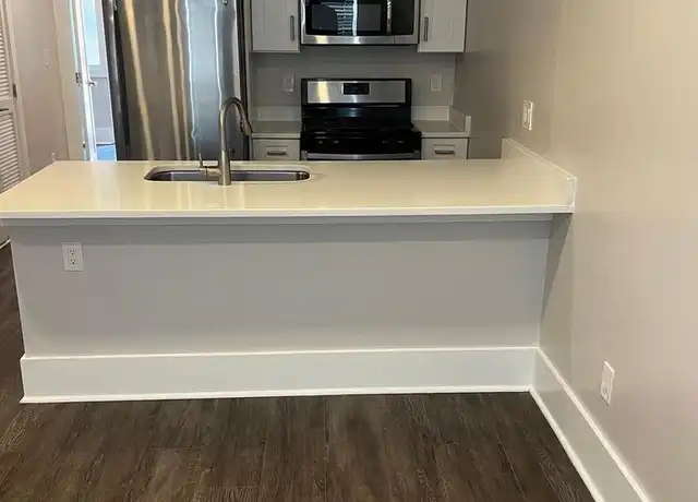 Property at 924 19th St NE Unit 4, Washington, DC, 20002, 1 bed, 1 bath, [object Object]