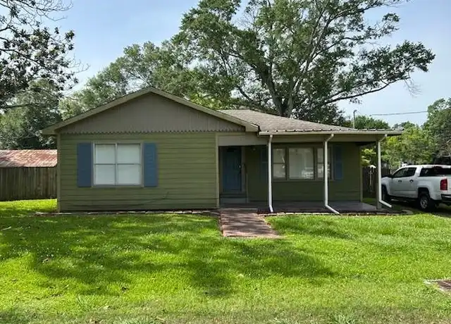 Property at 2315 Bradford St, West Orange, TX, 77630, 3 beds, 1 bath, [object Object]
