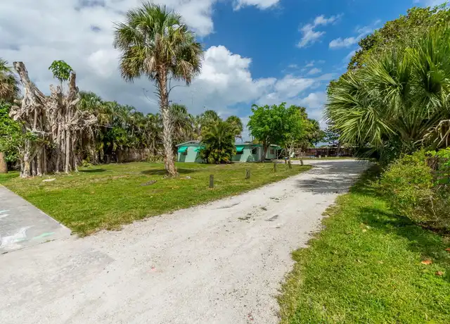 Property at 4943 SE Flounder Ave Unit 4943, Stuart, FL, 34997, 2 beds, 1 bath, [object Object]