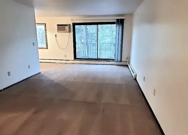 Property at 417 S Wasson Ln Unit 206, River Falls, WI, 54022, 2 beds, 1 bath, [object Object]