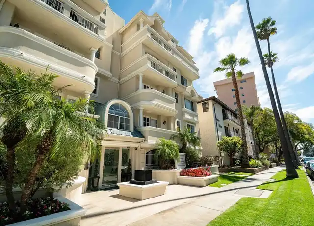 Property at 114 North Doheny Drive - 114 N Doheny Dr, West Hollywood, CA, 90048, 1 bed, 1 bath, [object Object]