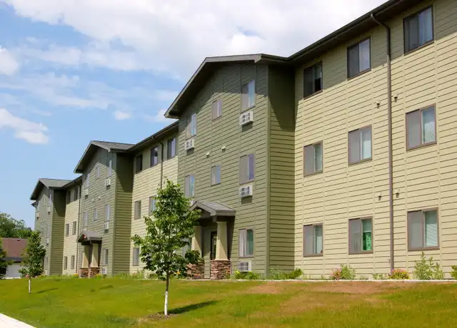 Property at Beaver Suites - 816 10th Ave NW, Minot, ND, 58703, 2 beds, 1 bath, [object Object]