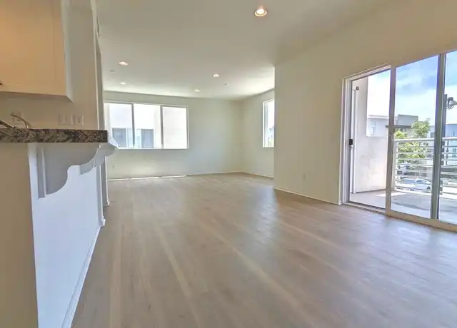 Property at 13024 Union Ave #201, Hawthorne, CA, 90250, 2 beds, 2 baths, [object Object]