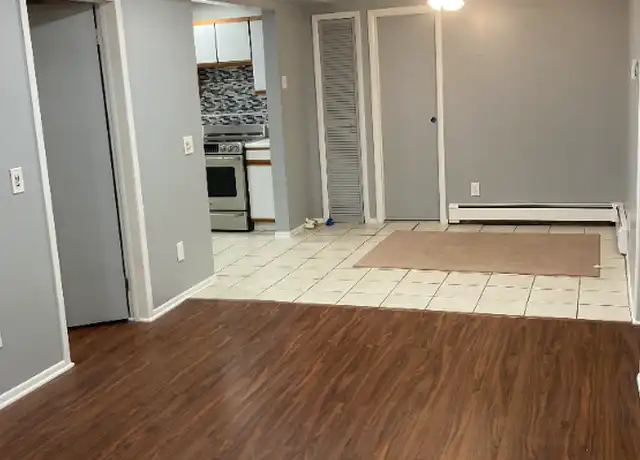 Property at 33 Laurel Rd, Kings Park, NY, 11754, 2 beds, 1 bath, [object Object]