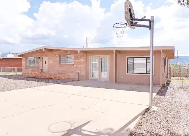 Property at 172 Andrea Dr, Sierra Vista, AZ, 85635, 3 beds, 2 baths, [object Object]