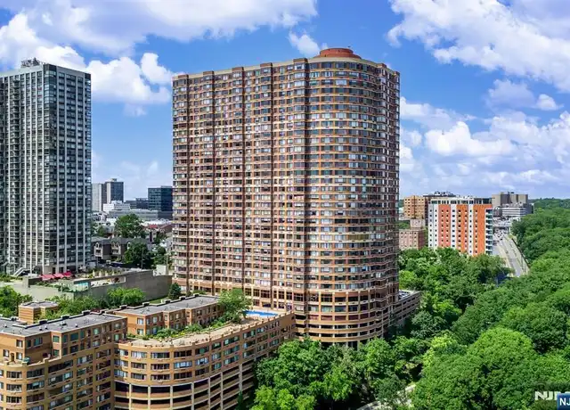 Property at 100 Old Palisade Rd #914, Fort Lee, NJ, 07024, 2 beds, 2 baths, [object Object]