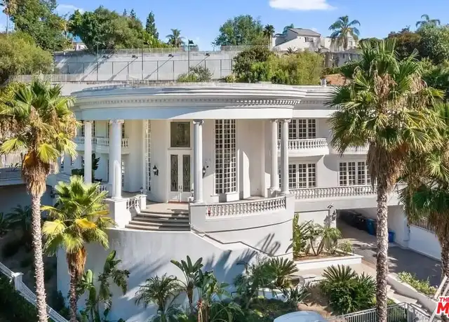 Property at 4434 Grimes Pl, Encino, CA, 91316, 6 beds, 6.5 baths, [object Object]