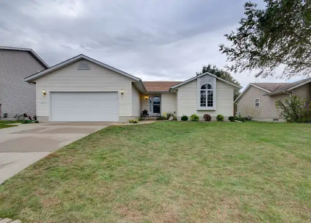 Property at 234 Melrose Dr, Colona, IL, 61241, 3 beds, 2.5 baths, [object Object]