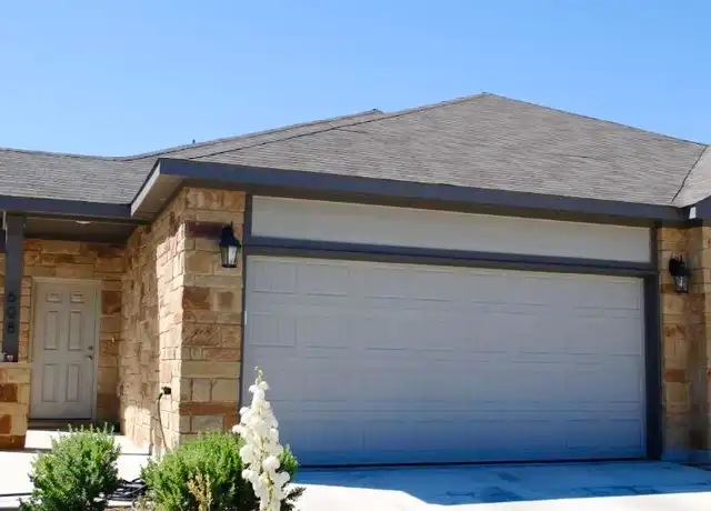 Property at 608 Parkline Dr, Georgetown, TX, 78626, 3 beds, 2 baths, [object Object]