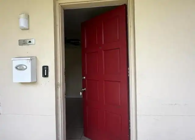Property at 3039 Belden St, Jacksonville, FL, 32207, 1 bed, 1 bath, [object Object]