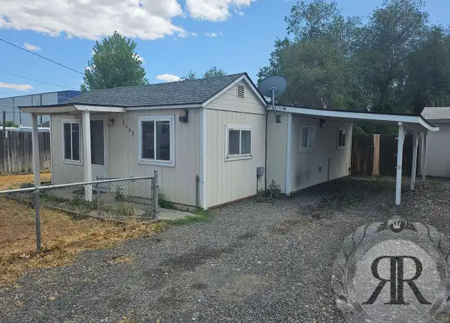 Property at 2002 W J St, Yakima, WA, 98902, 2 beds, 1 bath, [object Object]