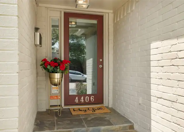 Property at 4406 Basswood Ln, Bellaire, TX, 77401, 3 beds, 2 baths, [object Object]