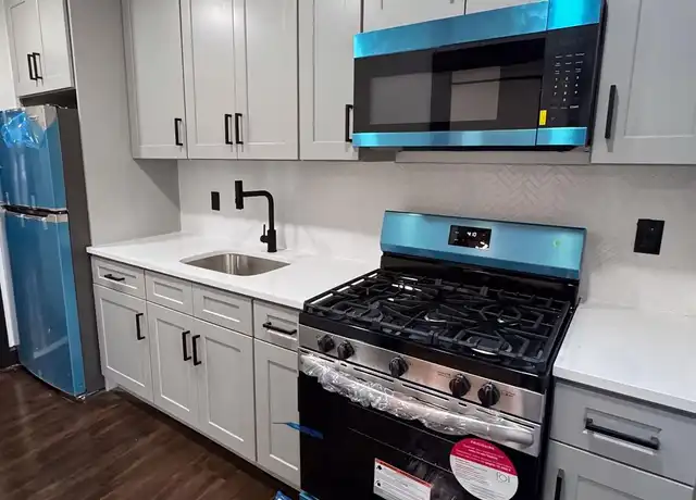 Property at 11552 205th St, Saint Albans, NY, 11412, 2 beds, 1 bath, [object Object]