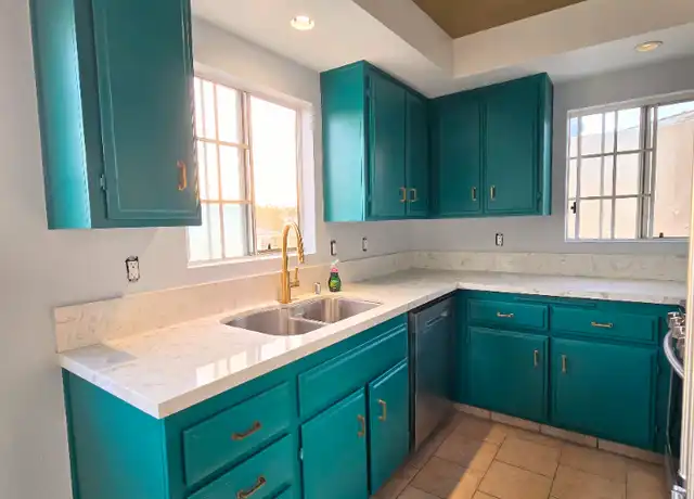 Property at 855 W 2nd St Unit B, San Pedro, CA, 90731, 3 beds, 2.5 baths, [object Object]