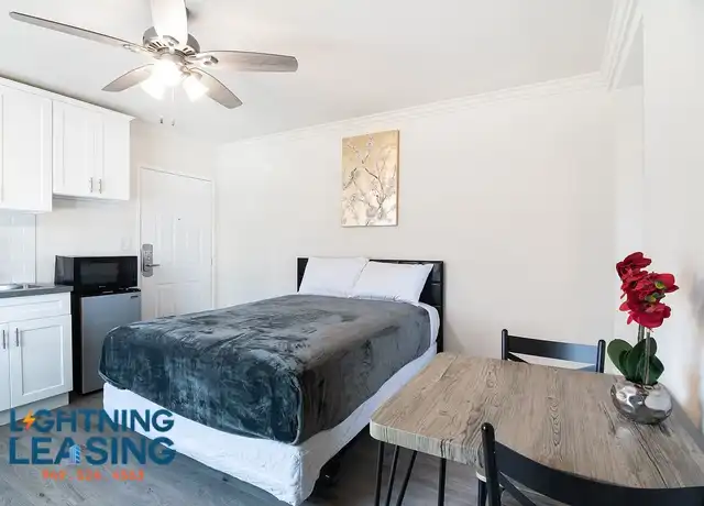 Property at 2023 W 3rd St Unit 205D, Los Angeles, CA, 90057, 0 beds, 1 bath, [object Object]