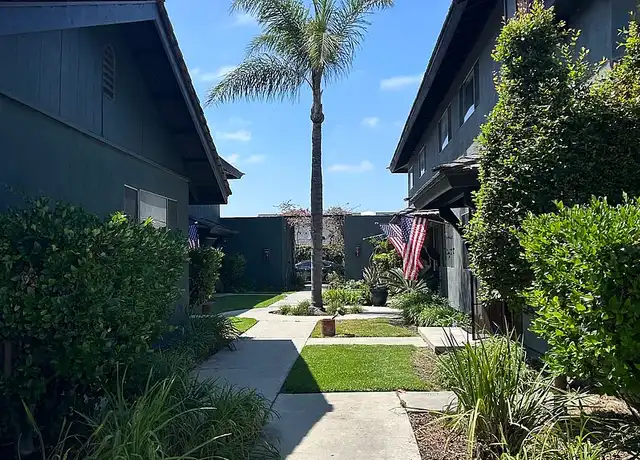 Property at St. George Apartments - 6372 Warner Ave, Huntington Beach, CA, 92647, 2 beds, 1.5 baths, [object Object]