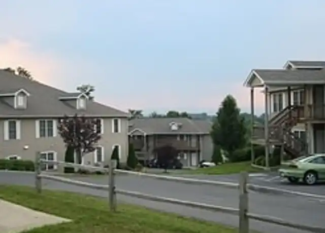 Property at 1127 Robin Hood Ct Unit 306, Harrisonburg, VA, 22801, 3 beds, 2 baths, [object Object]