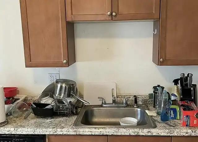 Property at 79 Hammond St, Waltham, MA, 02451, 4 beds, 1 bath, [object Object]