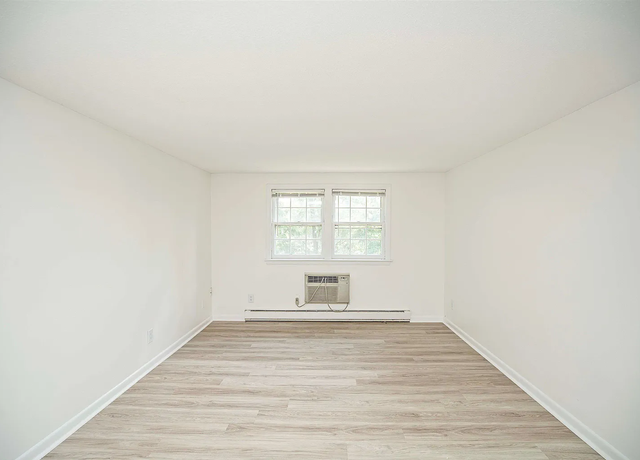 Photo of 103 S Policy St Unit 10, Salem, NH 03079