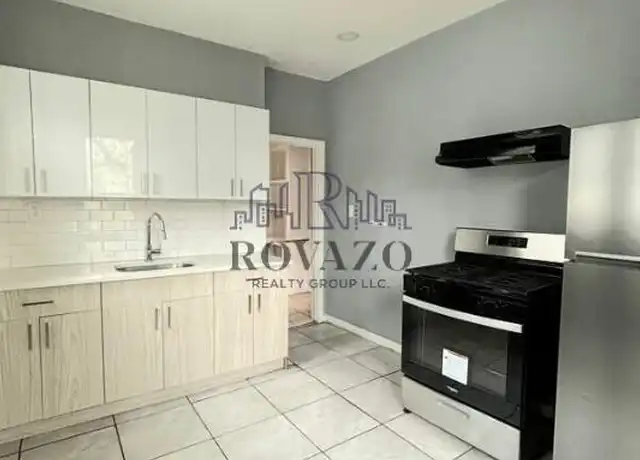 Property at 888 S 18th St Unit 2, Newark, NJ, 07108, 4 beds, 1 bath, [object Object]