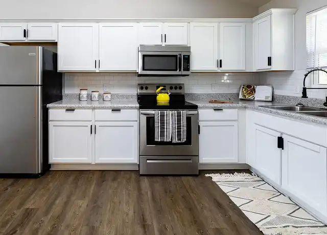 Property at 640 Brighton Park Dr, Greenville, NC, 27834, 1 bed, 1 bath, [object Object]