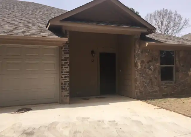 Property at 1405 H G Mosley Pkwy Unit 101, Longview, TX, 75604, 3 beds, 2 baths, [object Object]