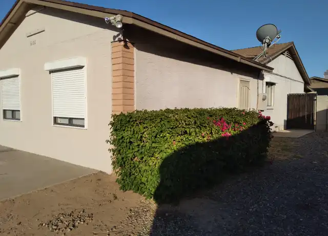 Property at 6101 W McKinley St, Phoenix, AZ, 85043, 5 beds, 2 baths, [object Object]