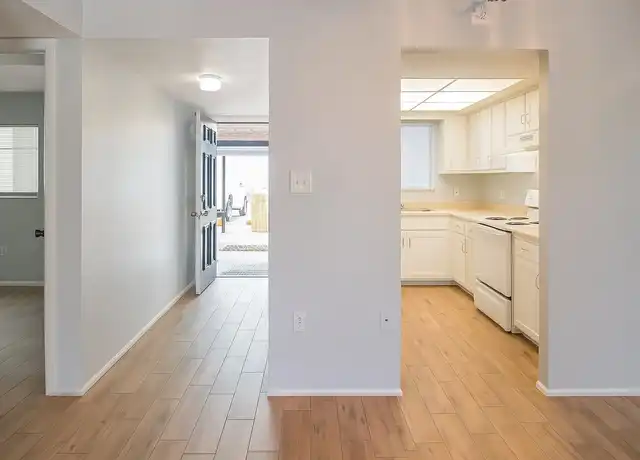 Property at Beneva Flats - 1057 N Beneva Rd, Sarasota, FL, 34232, 2 beds, 1 bath, [object Object]