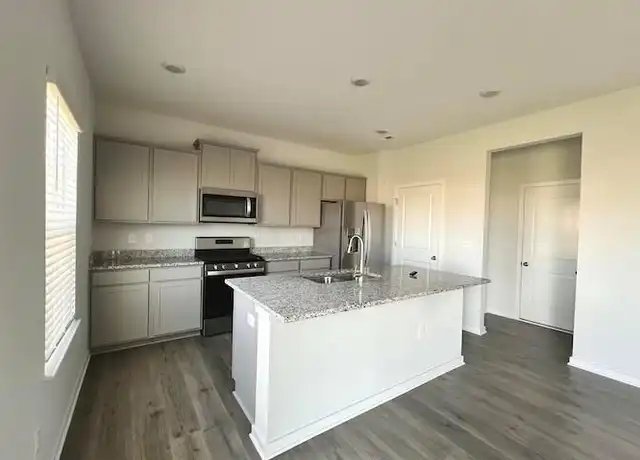 Property at 418 Park Vista Dr, Delaware, OH, 43015, 4 beds, 2.5 baths, [object Object]