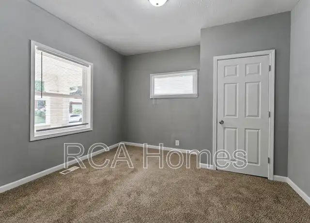 Property at 2165 N Dexter St, Indianapolis, IN, 46202, 2 beds, 1 bath, [object Object]