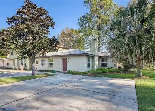 Property at 706 Colbert St Unit A, Mandeville, LA, 70448, 2 beds, 1.5 baths, [object Object]