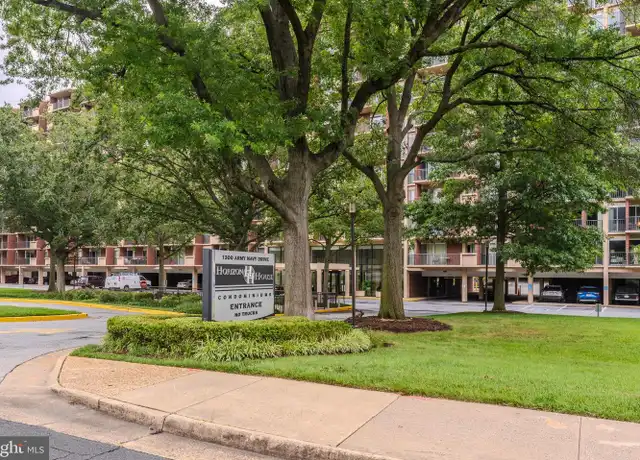 Property at 1300 Army Navy Dr #118, Arlington, VA, 22202, 1 bed, 1 bath, [object Object]