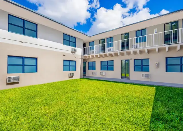 Property at 110 NW 7th Ave Unit 20, Pompano Beach, FL, 33060, 2 beds, 1 bath, [object Object]