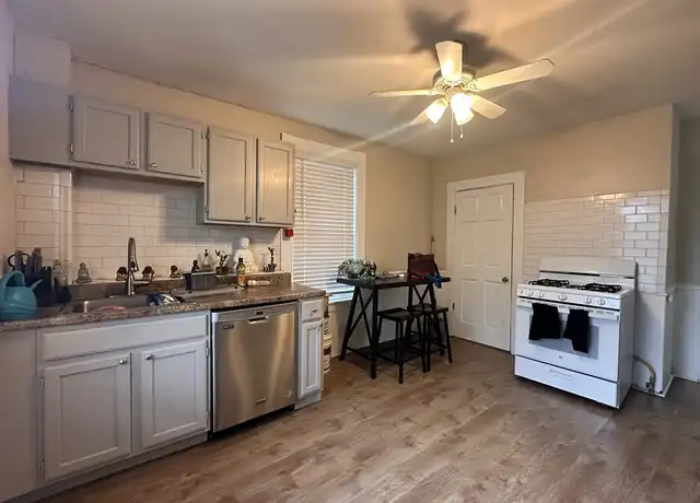 Property at 144 North St Unit 1, Salem, MA, 01970, 3 beds, 1 bath, [object Object]