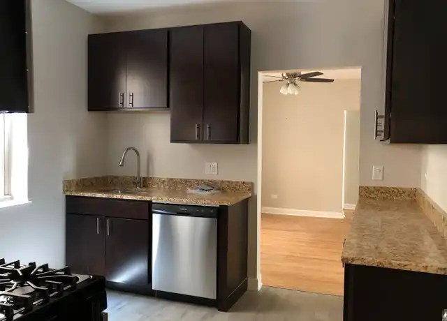 Property at 4911 N Whipple St Unit 4913-2A, Chicago, IL, 60625, 1 bed, 1 bath, [object Object]