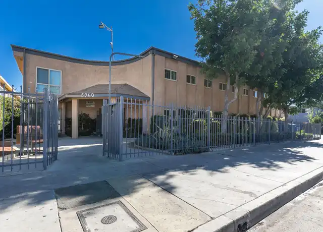 Property at 8960 Orion Ave Unit 30, North Hills, CA, 91343, 2 beds, 1 bath, [object Object]