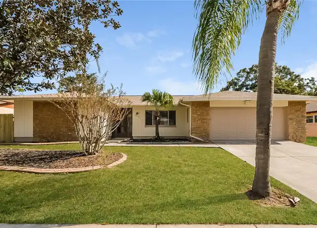 Property at 3103 Apricot St, Seffner, FL, 33584, 4 beds, 2 baths, [object Object]