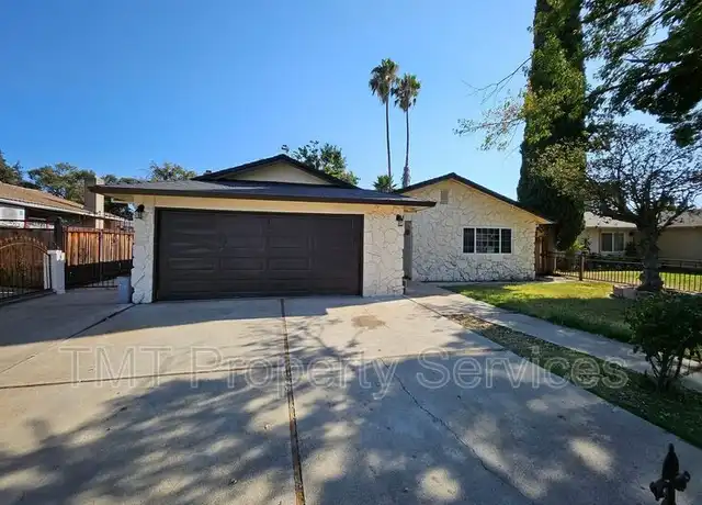 Property at 760 Castle Oaks Dr, Stockton, CA, 95210, 3 beds, 2 baths, [object Object]