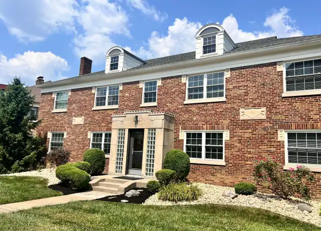 Property at 3424 Shaw Ave Unit 03, Cincinnati, OH, 45208, 2 beds, 1 bath, [object Object]