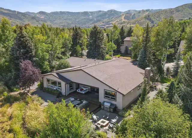 Property at 4910 E Meadows Dr, Park City, UT, 84098, 4 beds, 2 baths, [object Object]