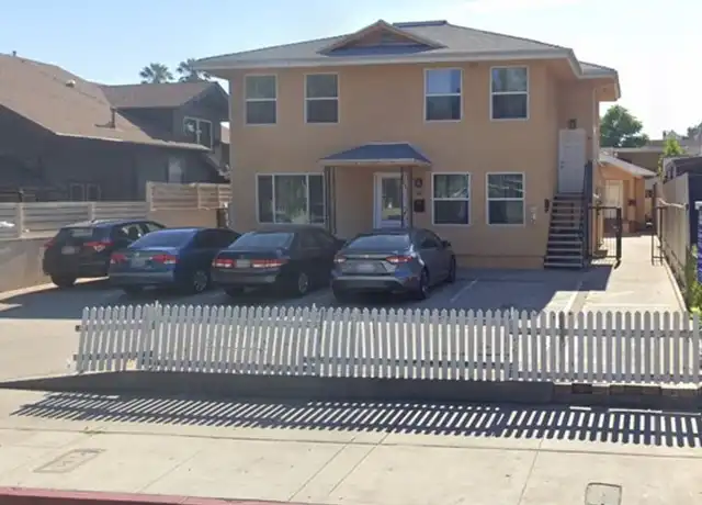 Property at 465 N Marengo Ave, Pasadena, CA, 91101, 3 beds, 2 baths, [object Object]